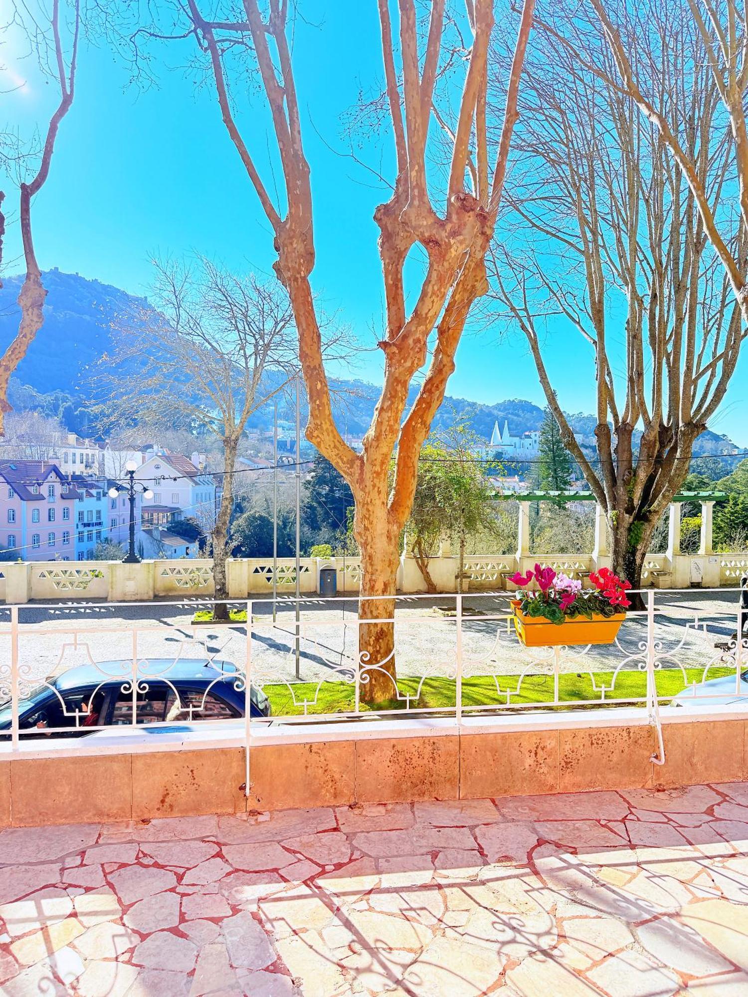 Happy Sintra Inn Exterior photo